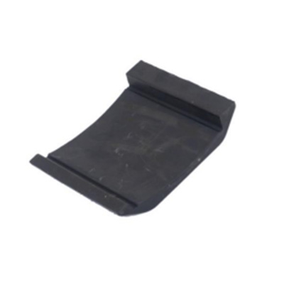 5TH WHEEL RUBBER LOWER 38C