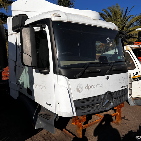 Mercedes-Benz Actros Narrow Low Roof Cab