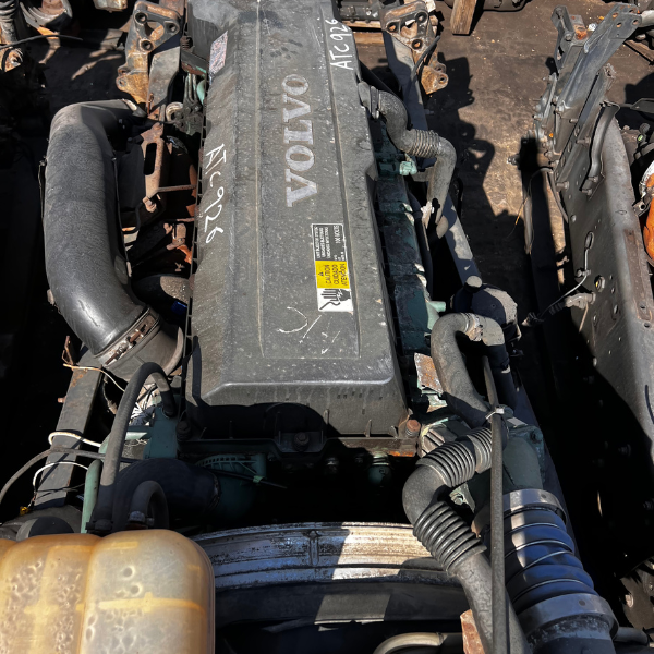 Volvo D13 Engine