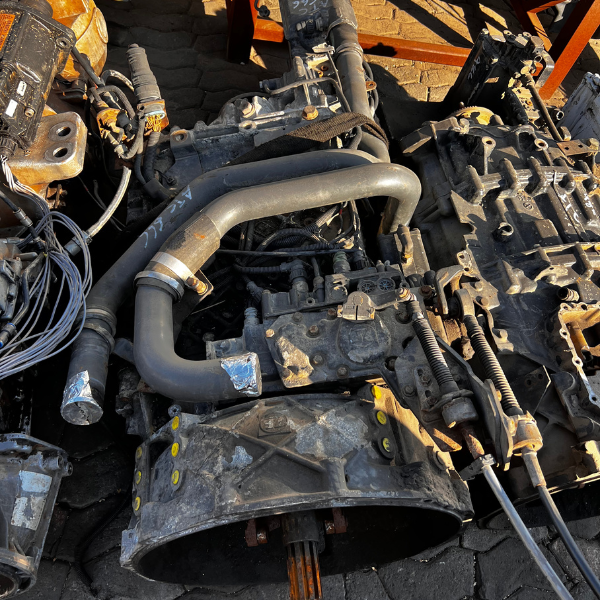 ZF 221-2220 Gearbox