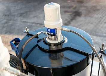 MSEQ Equipment Graco Oil Pump