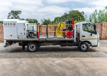 MSEQ Hino Service Truck