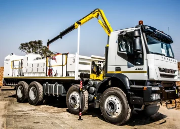 MSEQ Iveco 8x4 Service Truck