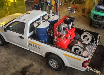 MSEQ Lube Pickup : Bakkie