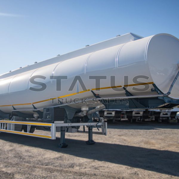 2011 GRW 50 000L Tri-Axle Aluminium Bridging Fuel Tanker Trailer