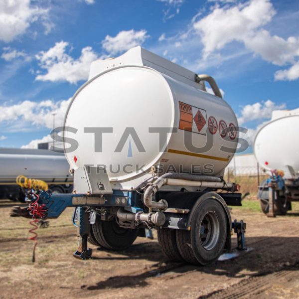 2018 Henred Fruehauf 7500Lt Pup Tanker Trailer