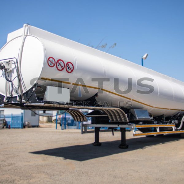 2009 GRW 50 000Lt Tri-Axle Metered Fuel Tanker Trailer