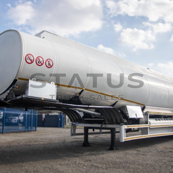 2011 GRW 50 000L Tri-Axle Aluminium Bridging Fuel Tanker Trailer